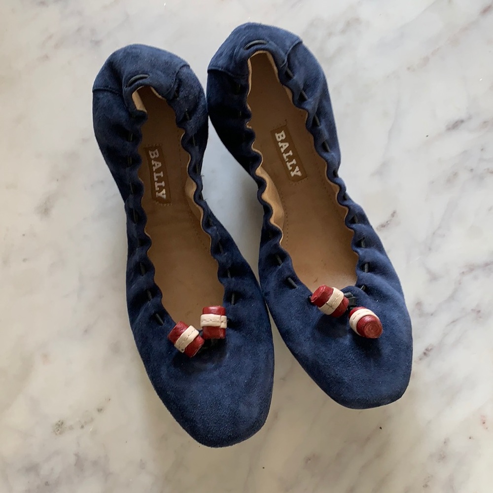 Bally Dorella Blue Suede Flats Size 37